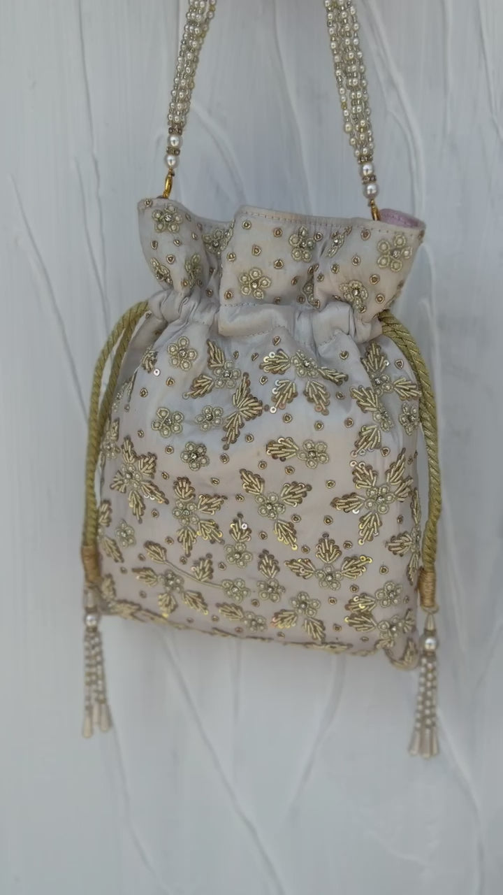 Ivory Gul Potli